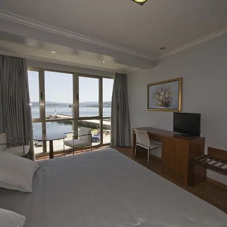 Hotel As Brisas Do Freixo 2*