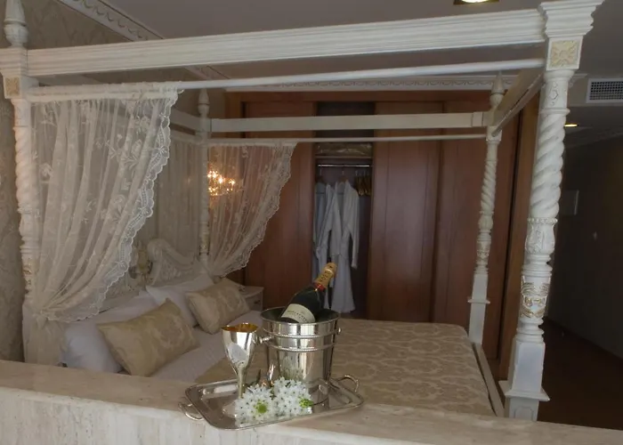 As Brisas Do Freixo Hotel 2*