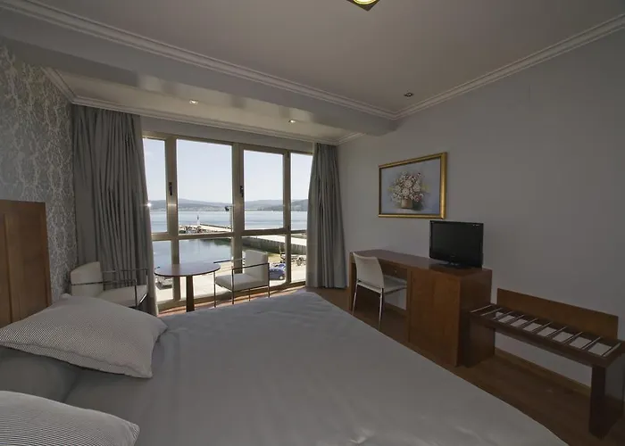 Hotel As Brisas Do Freixo 2*